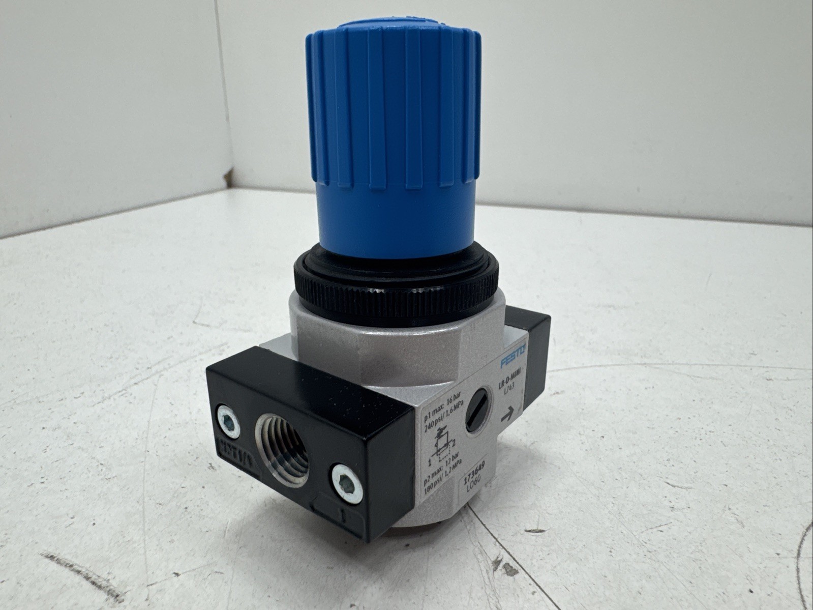 Festo 173649 LR-1/4-D-0-MINI-NPT Pressure Regulator Valve