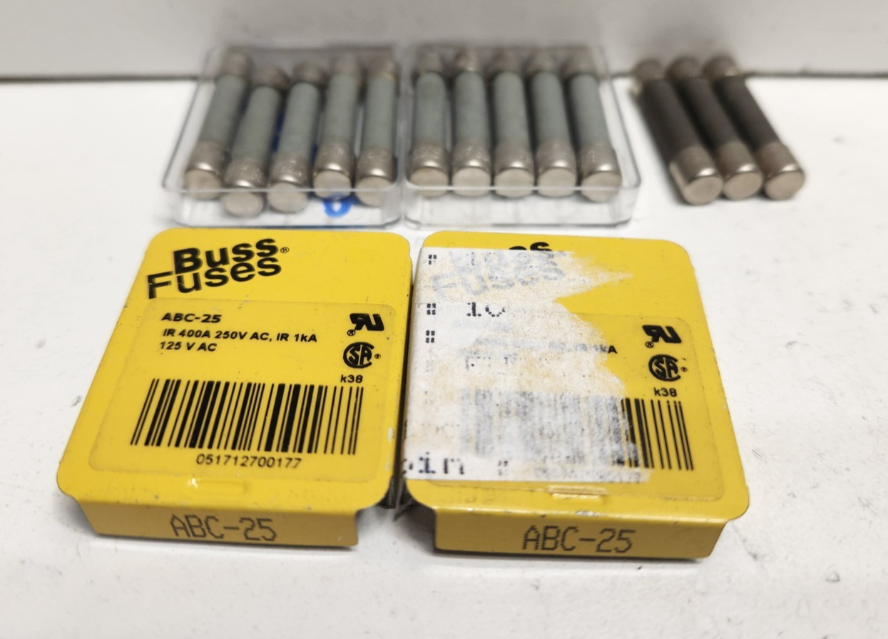 LOT OF 13 NEW IN BOX! BUSSMANN 25A 250V FUSES ABC-25
