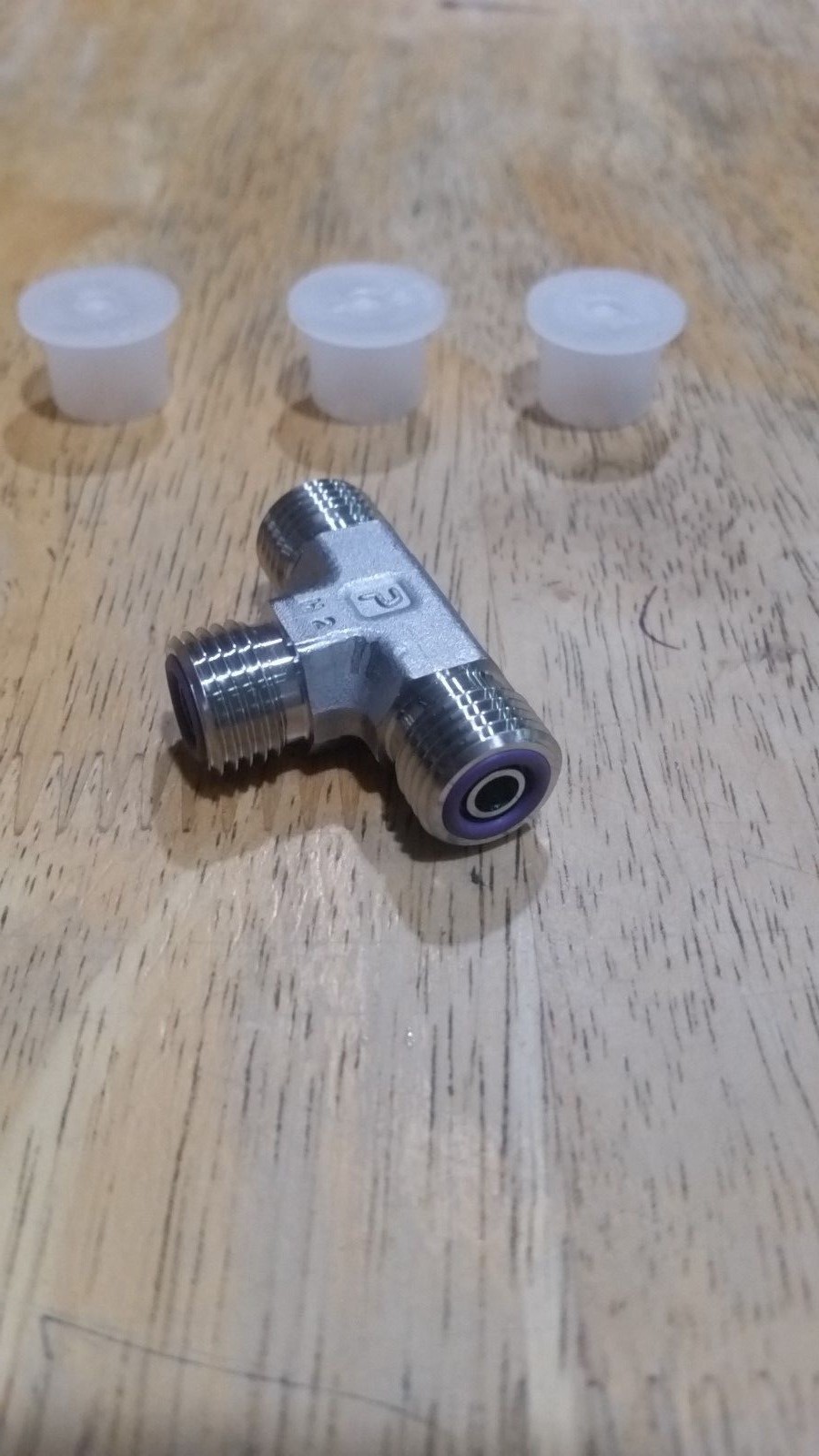 PARKER 4 JLO-SS Seal-Lok ORFS Tee JLO 316 SS 1/4″ Tube