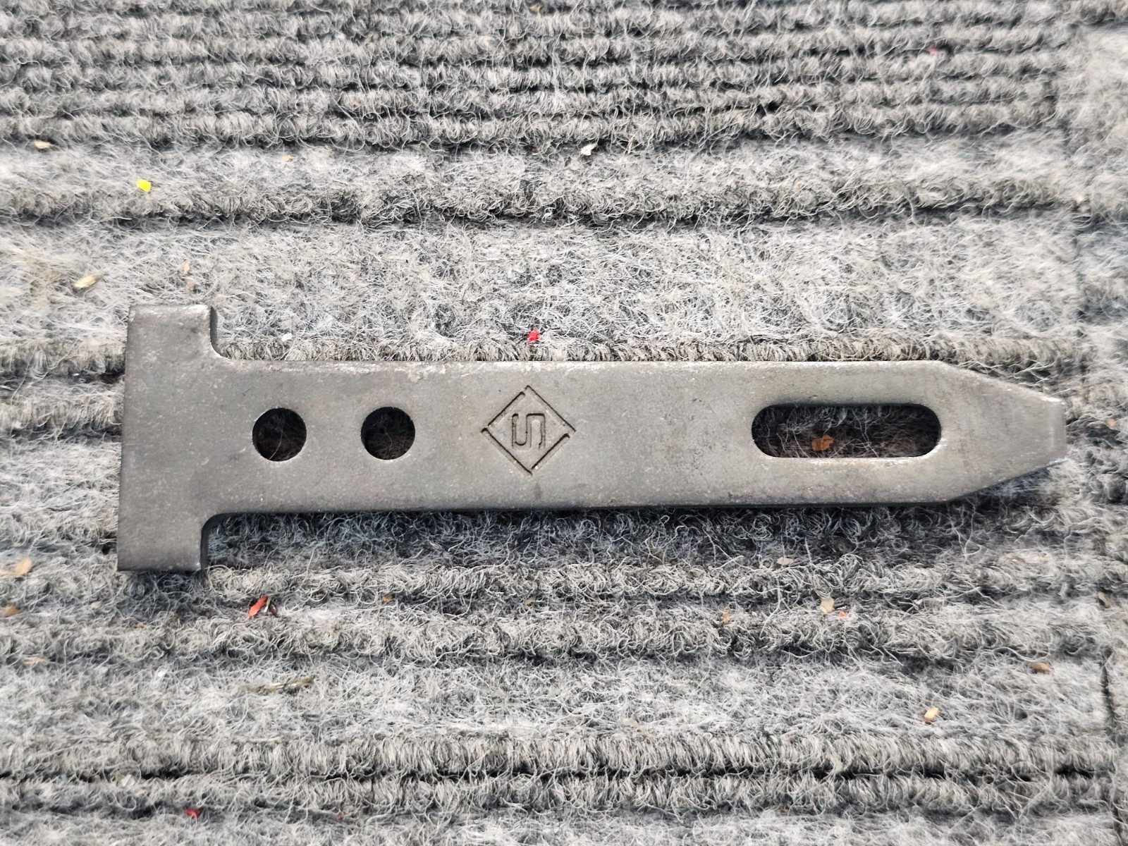 (QTY 300)Wedge Bolt Stainless Steel 4-1/4″ OAL for Concrete Pouring & Masonry