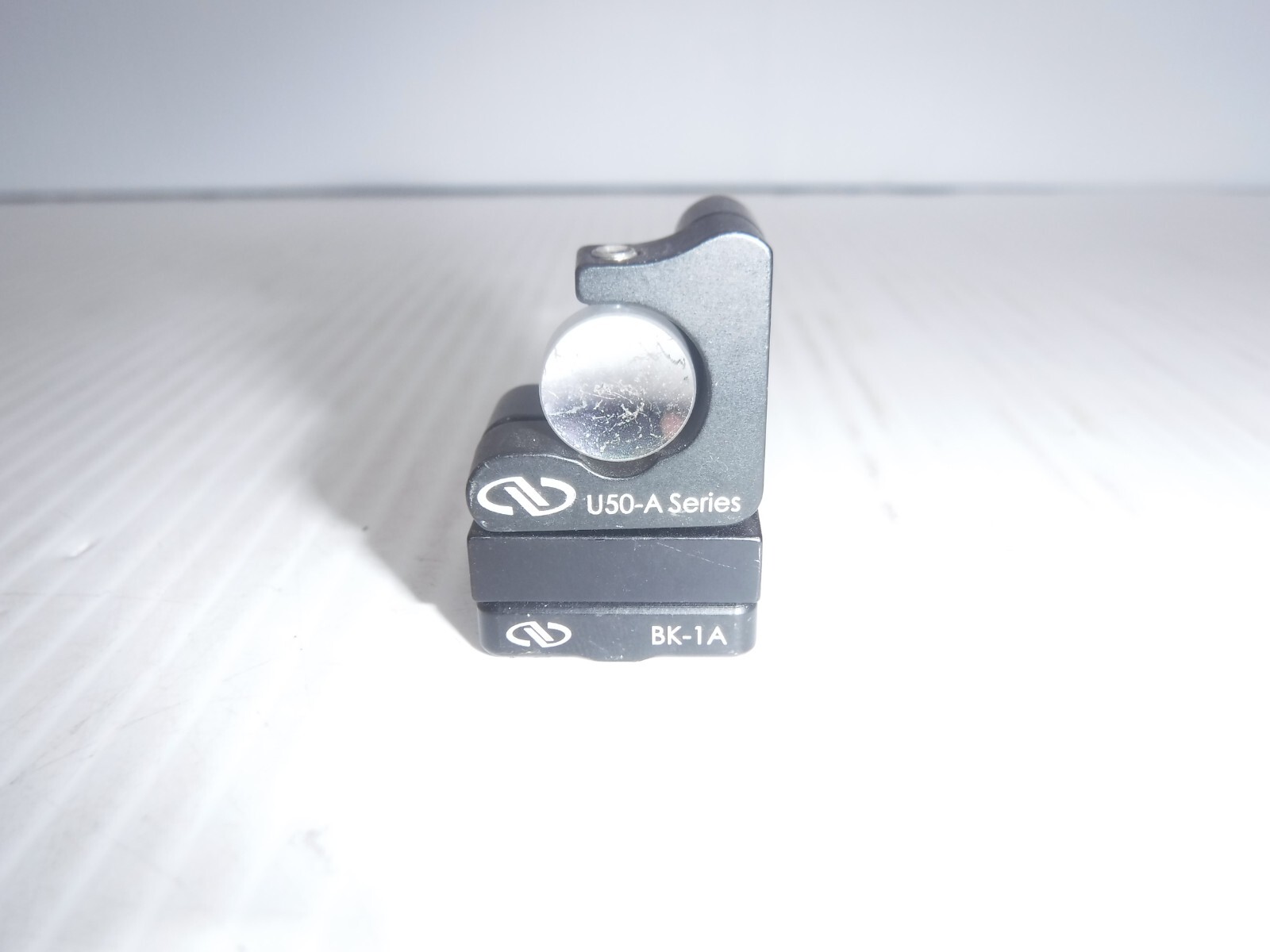 Newport BK-1A Magnetic Base / Newport U50-A Series Ultima Clear Edge