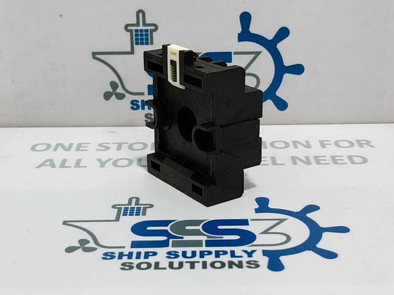 RS 403-241 11 Pin Relay Socket Base (Unused New)