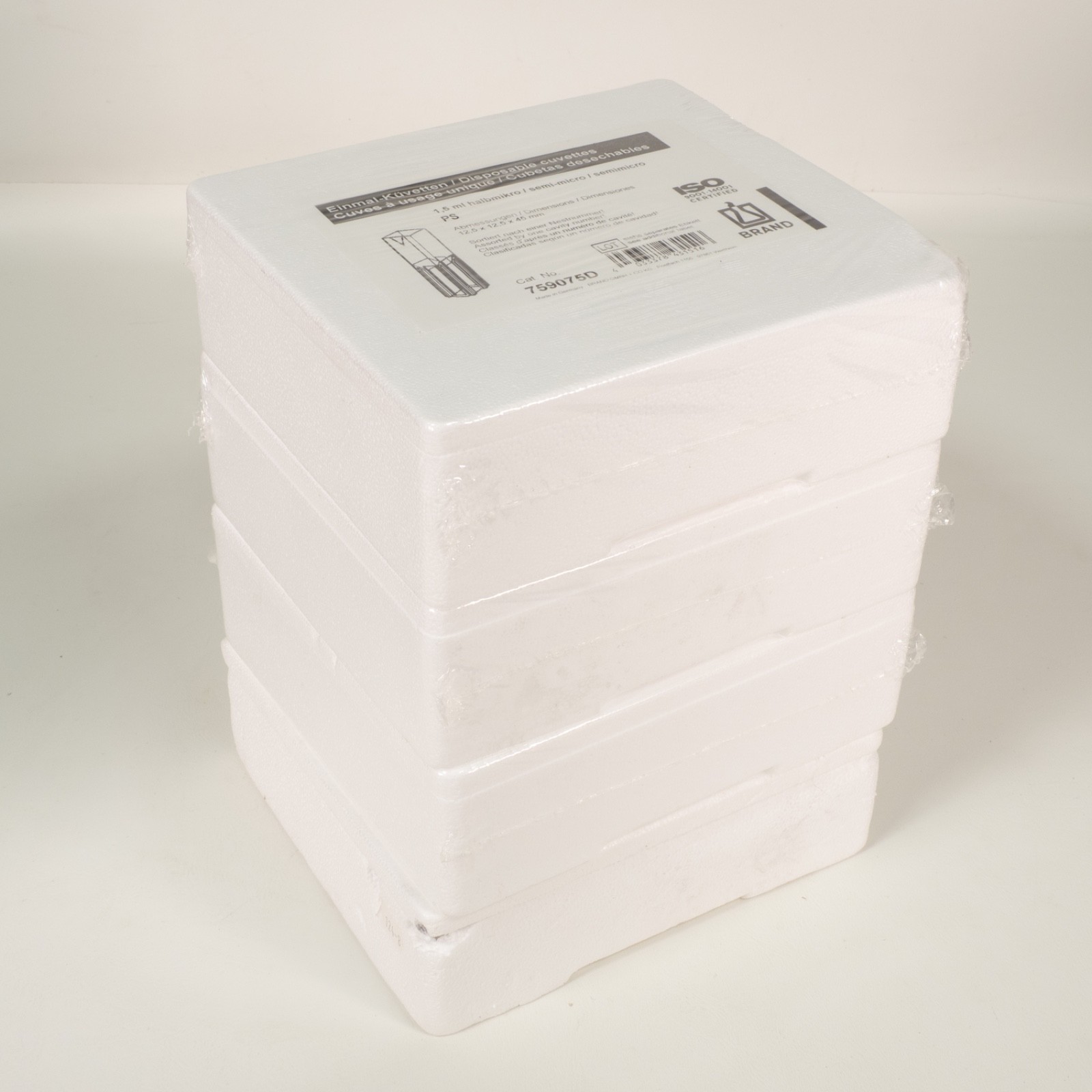 Brand 759075D / Sigma Aldrich C5677-100EA Spectrophotometer Cuvettes