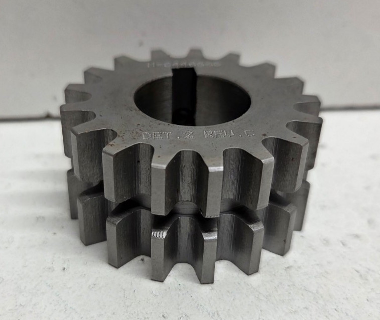 NEW NO BOX! WESTROCK 7/8″ BORE X 2″ OD 17 TOOTH DOUBLE DRIVE GEAR M-8448606