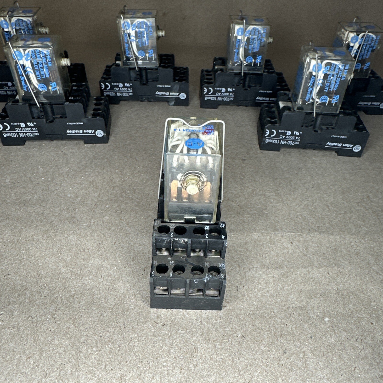 Allen Bradley 700-HN103 Ser. B w/Allen-Bradley 700-HC24Z24-1-4 Ser.B *LOT OF 7*