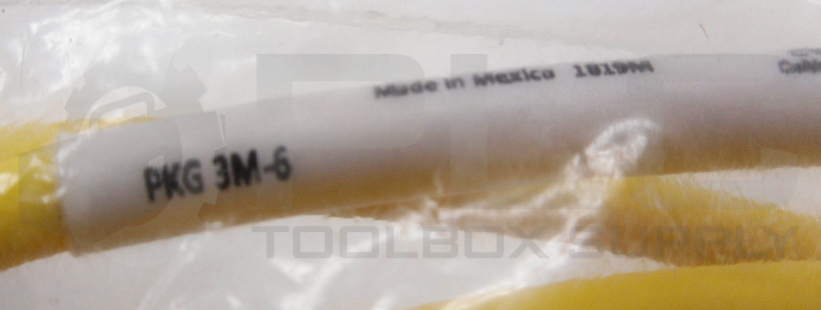 SEALED NEW TURCK PKG 3M-6 SINGLE ENDED CORDSET 6M 125V 4A U2515-66