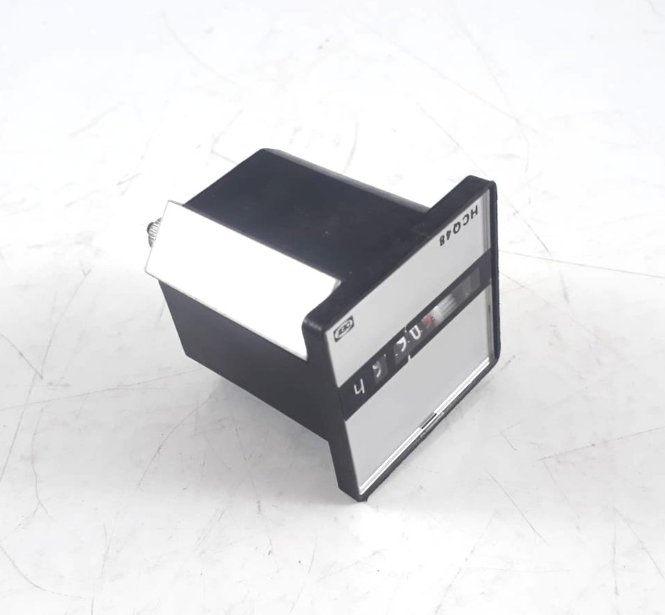 Deif HCQ48 Running Hours Counter 12-36VDC IP-40