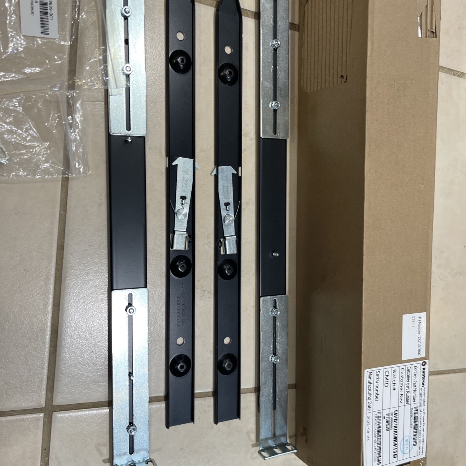KONTRON -TMLPMOUNT51 – 4-post Rack Mounting Kit New Other
