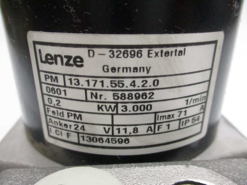 LENZE 13.171.55.4.2.0 12.311.35.3.5.2 24V 11.8A NSNP