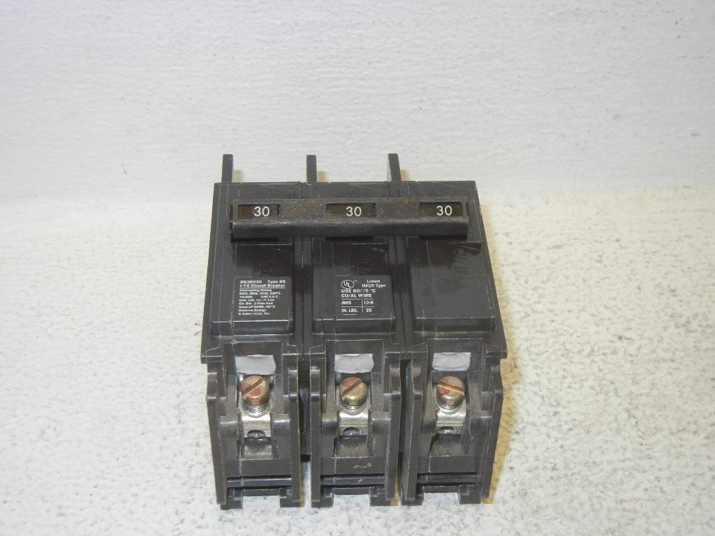 SIEMENS BQ3B030 USED 30A 3 POLE CIRCUIT BREAKER BQ3B030
