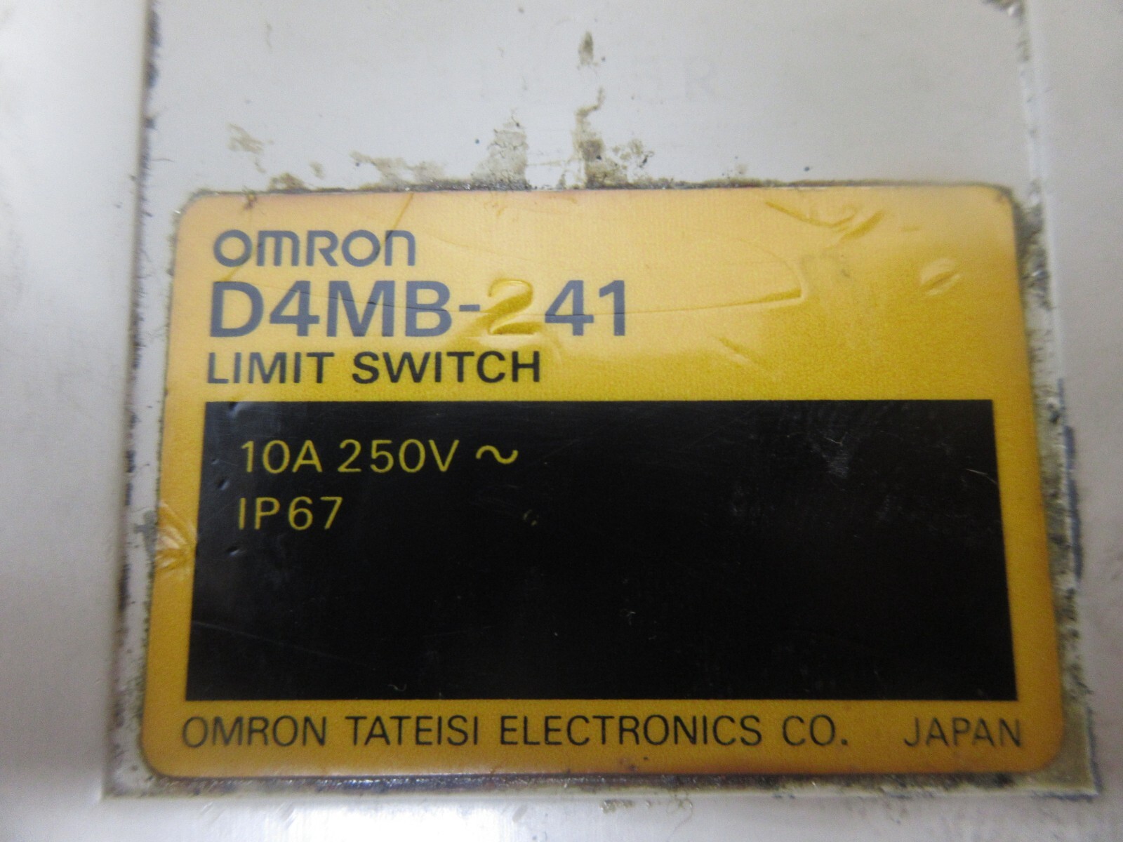 OMRON LIMIT SWITCH D4MB-241 10A 250V IP67 MORI SEIKI MV-JR CNC