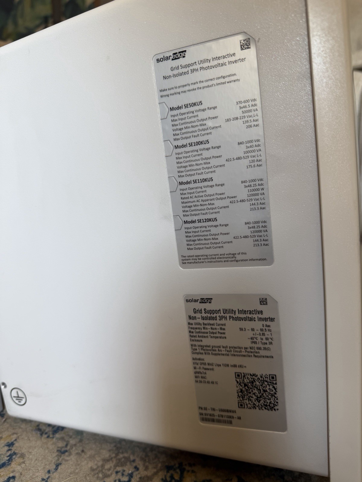SolarEdge 3-Phase Inverter Synergy Manager SE-TRI-US00IBNS4