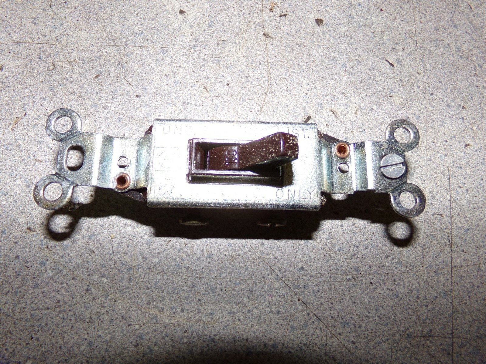 NEW Circle F Industries 3331 Light Switch *FREE SHIPPING*