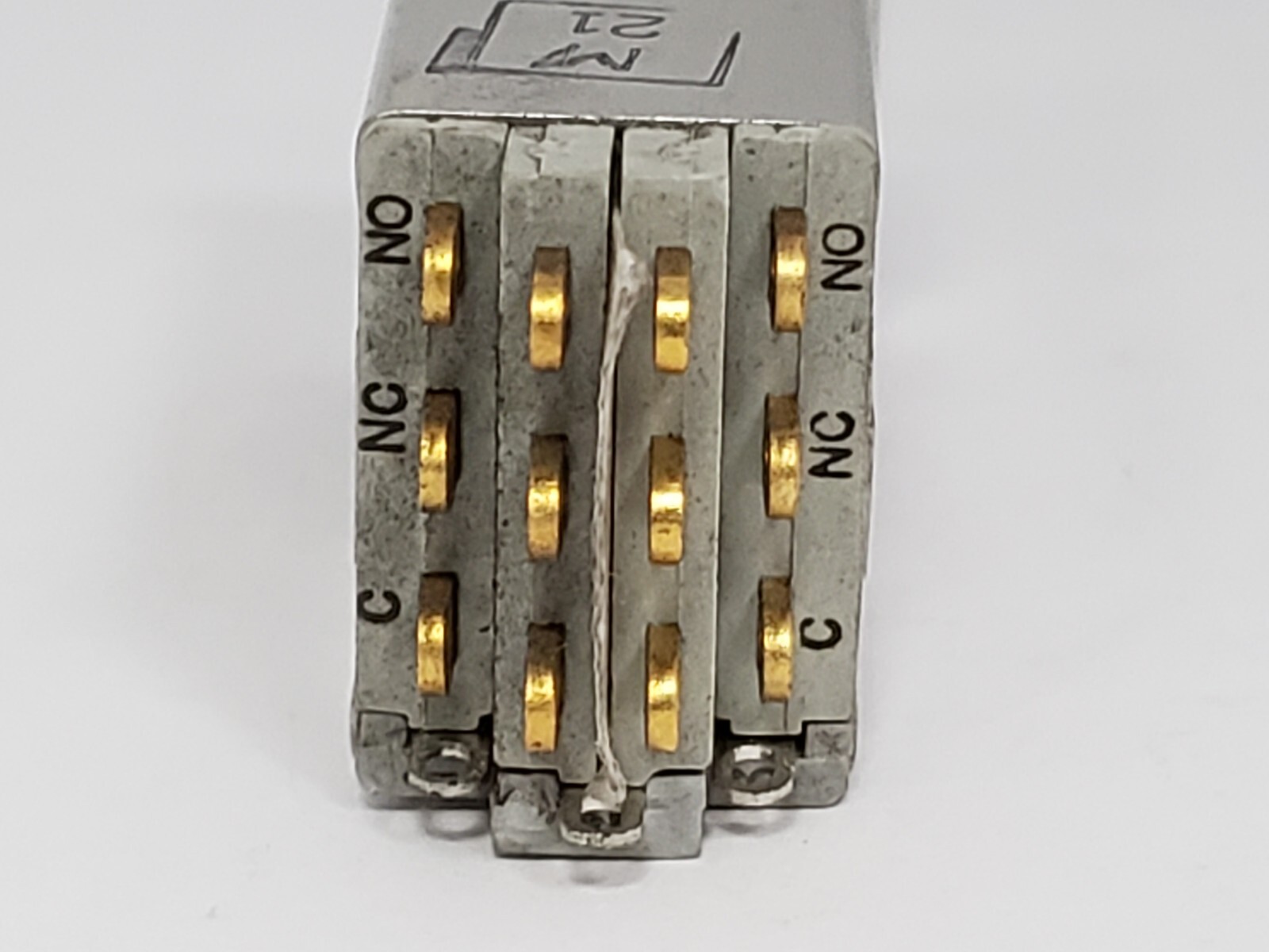 MASTER SPECIALTIES 90EA1C3 PUSHBUTTON INDICATOR SWITCH