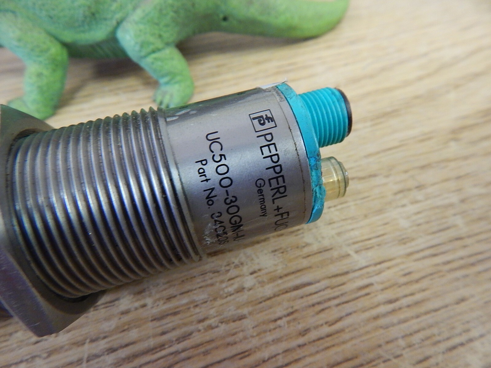 PepperL & Fuchs UL500-30GM-1U-V1 Proximity Sensor 34020S *FREE SHIPPING*