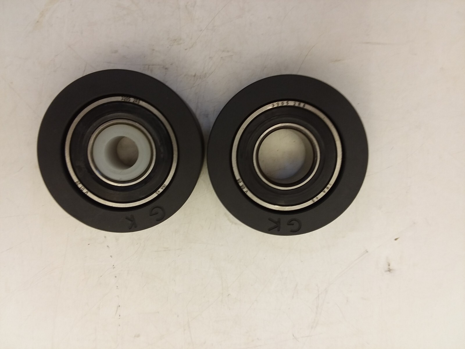INA 3205 2RS TRACK ROLLER BEARING MISMATCHED BORE SIZE LOT OF 2 NIB