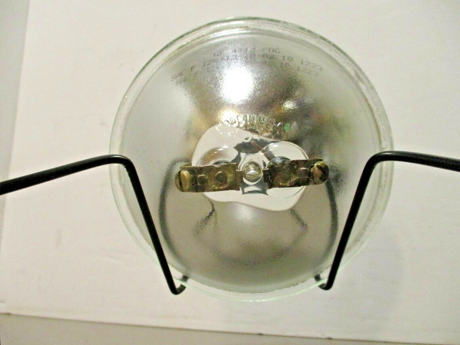 GE 4412 FOG 12V SAE F PAR46 5-1/4″ Round Sealed Beam