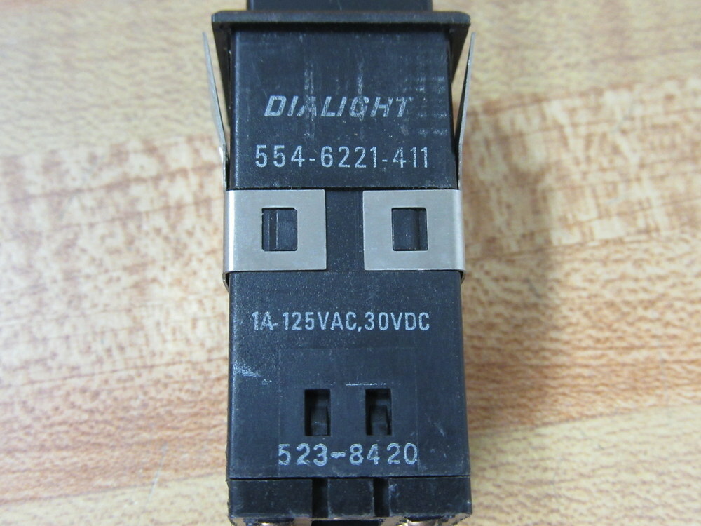 Dialight 554-6221-411 Pushbutton Switch 5546221411 White/Test