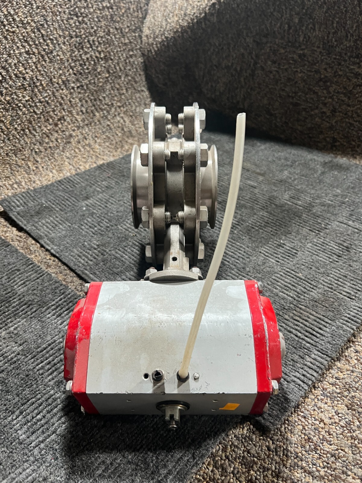 Bray Controls Pinion Actuator Valve 23H8 Max PSI 140 90° Units Pneumatic 105