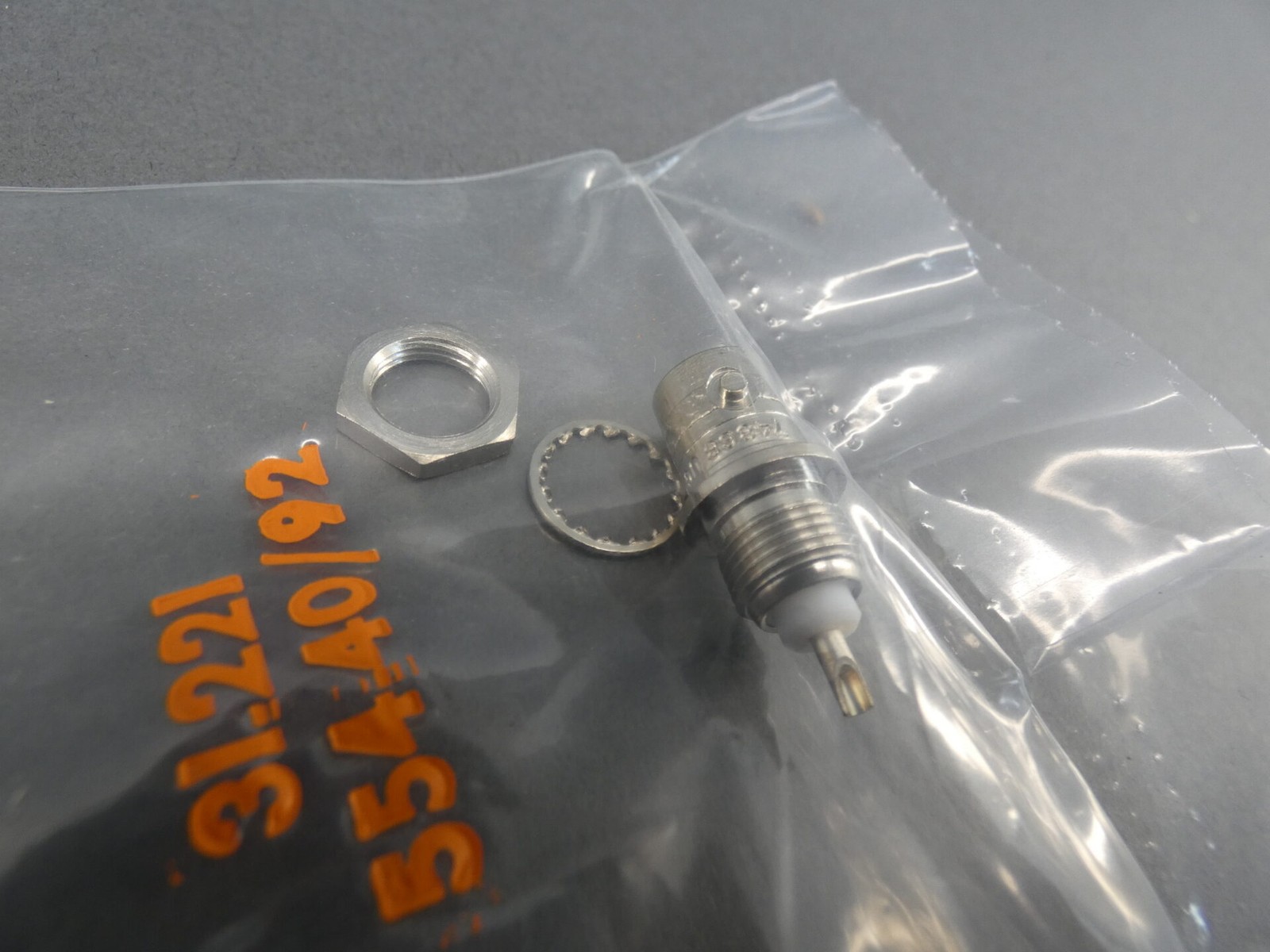 Amphenol 31-221 Straight Bulkhead Connector – NEW Surplus!