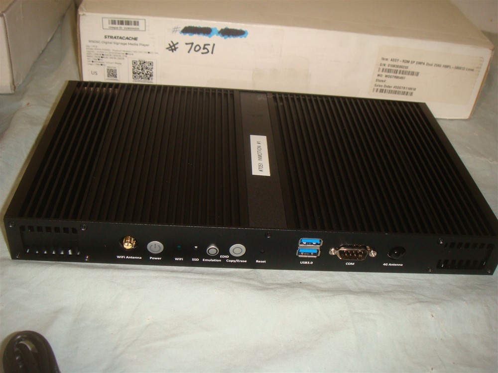 2 QTY STRATACACHE SCALA R1505G DIGITAL SIGNAGE MEDIA PLAYERS – READ!