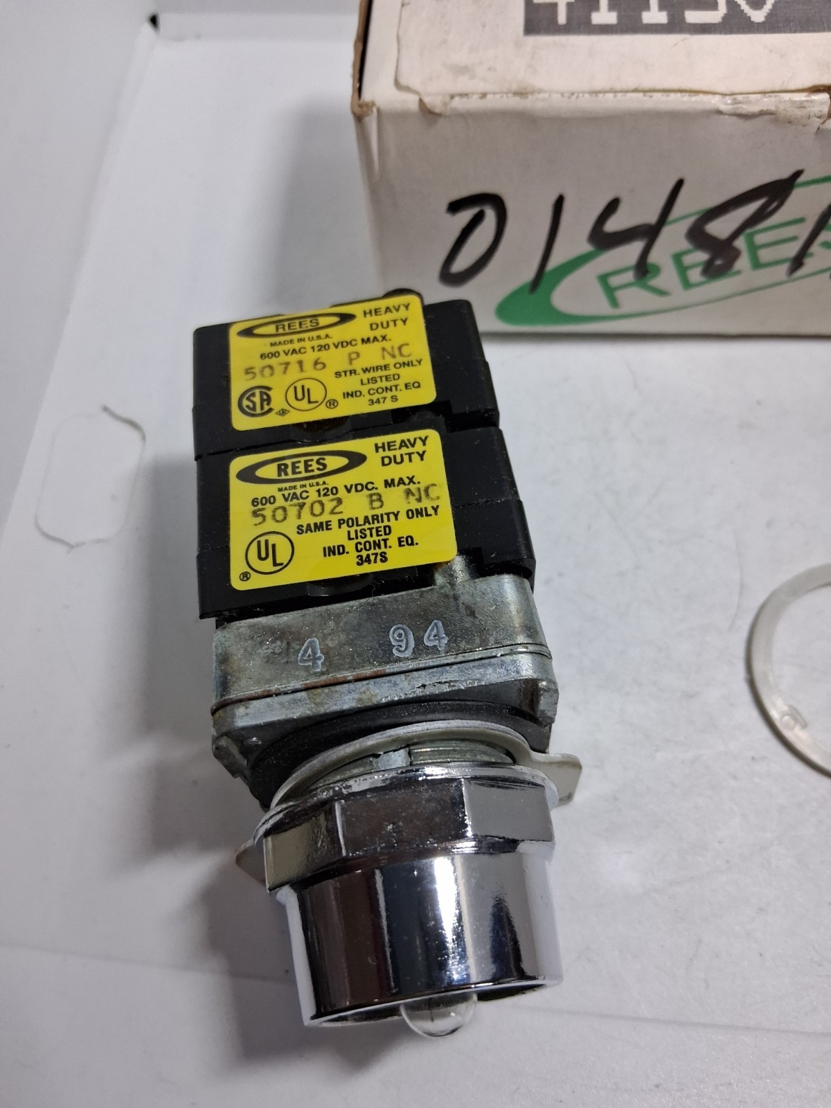 REES 41150-000 PUSH PULL ILLUMINATED SWITCH 2NC HEAVY DUTY NIB