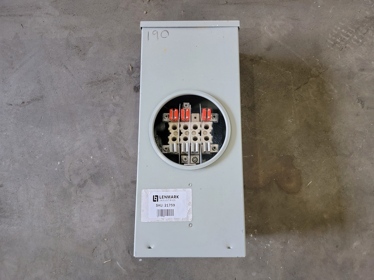 HYDEL SFC700PW 100 A, 600V PolyPhase Meter Socket w/ Hub Closure Plate –