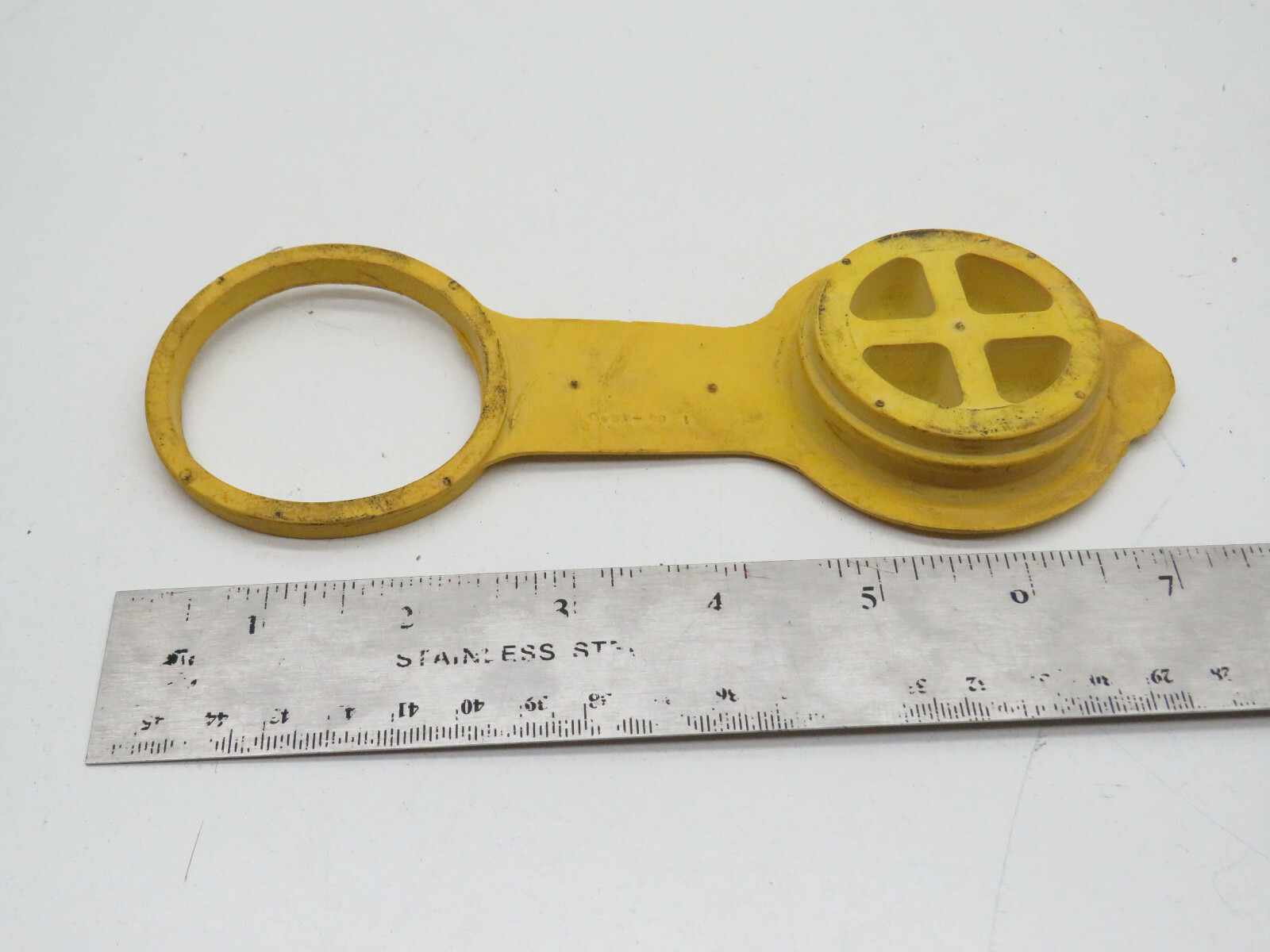 Woodhead 2″ Yellow Rubber Dust Cap Cover for Weatherproof Connector