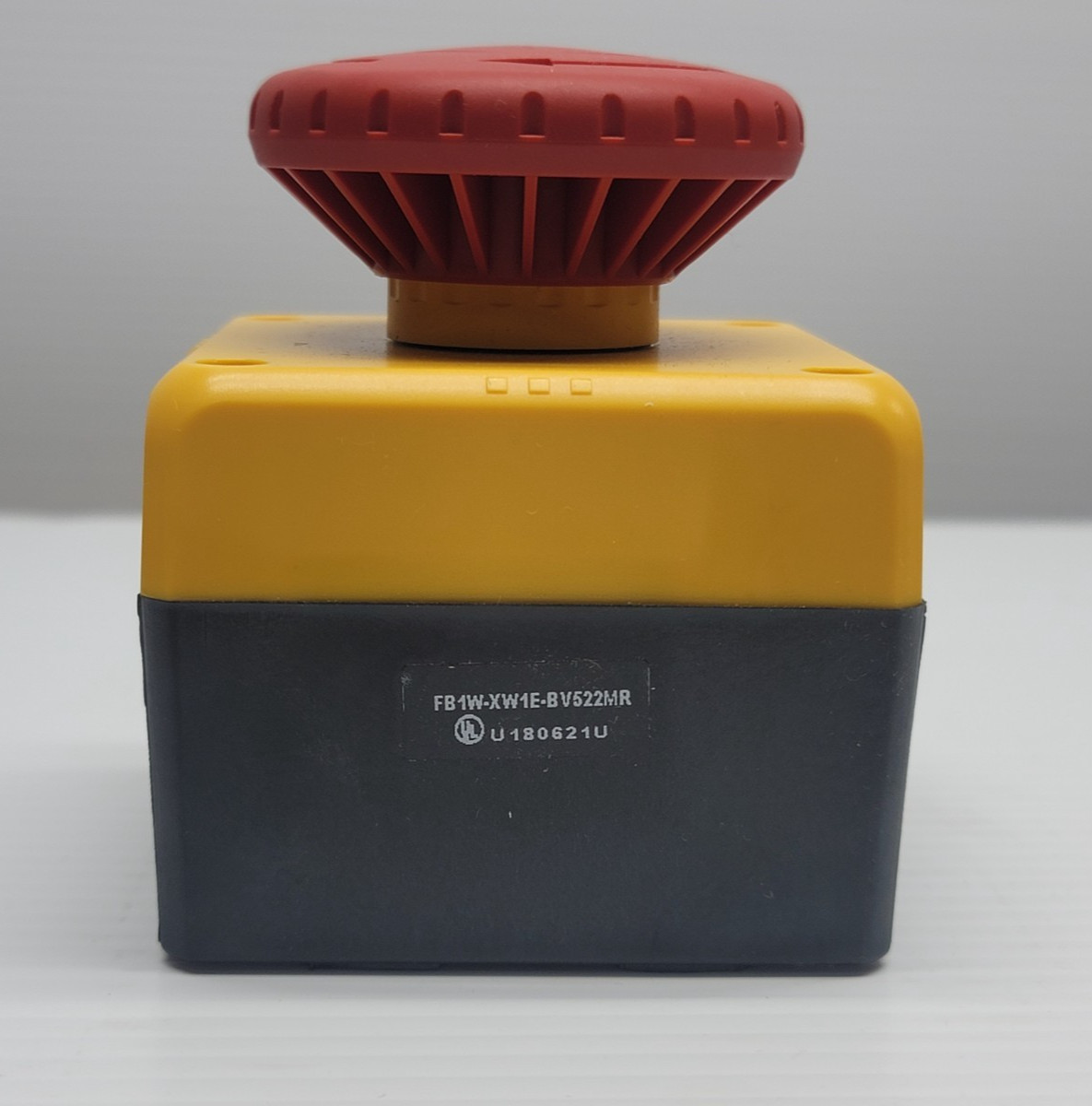 IDEC FB Control Box FB1W-XW1E BV522MR **Read Description**