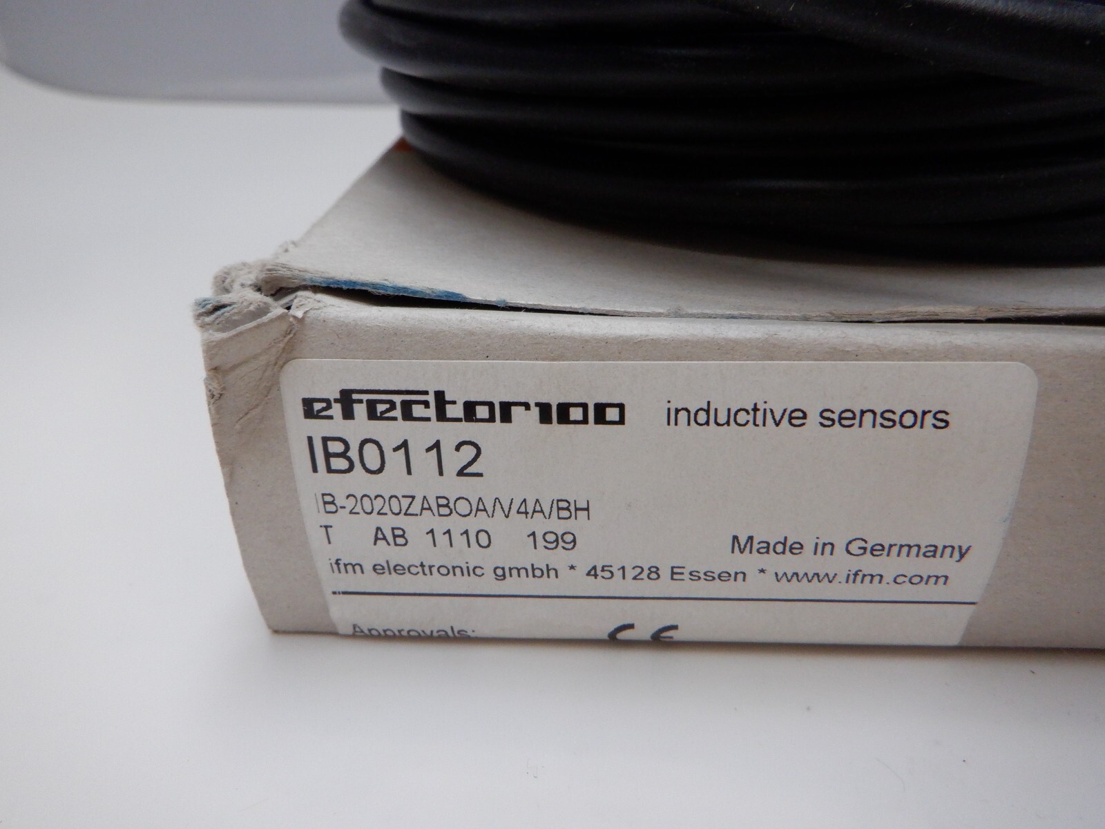 IFM Efector IB0112 IB-2020ZABOA/V4A/BH Inductive Sensor new