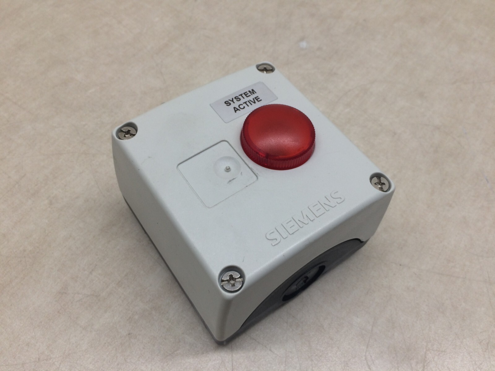 SIEMENS Lamp Module 3SB3420-1A IEC 60947-5-1 3 SB 38 System Active Light