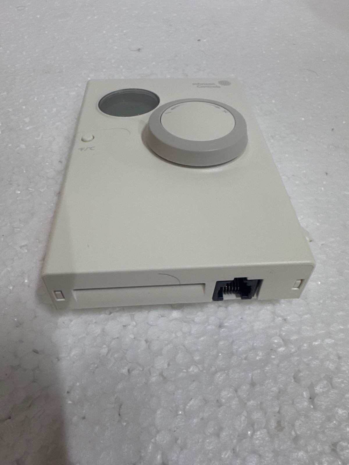 Johnson Controls NS-BTB7001-0 Network Sensor LCD Display Temp Adjust