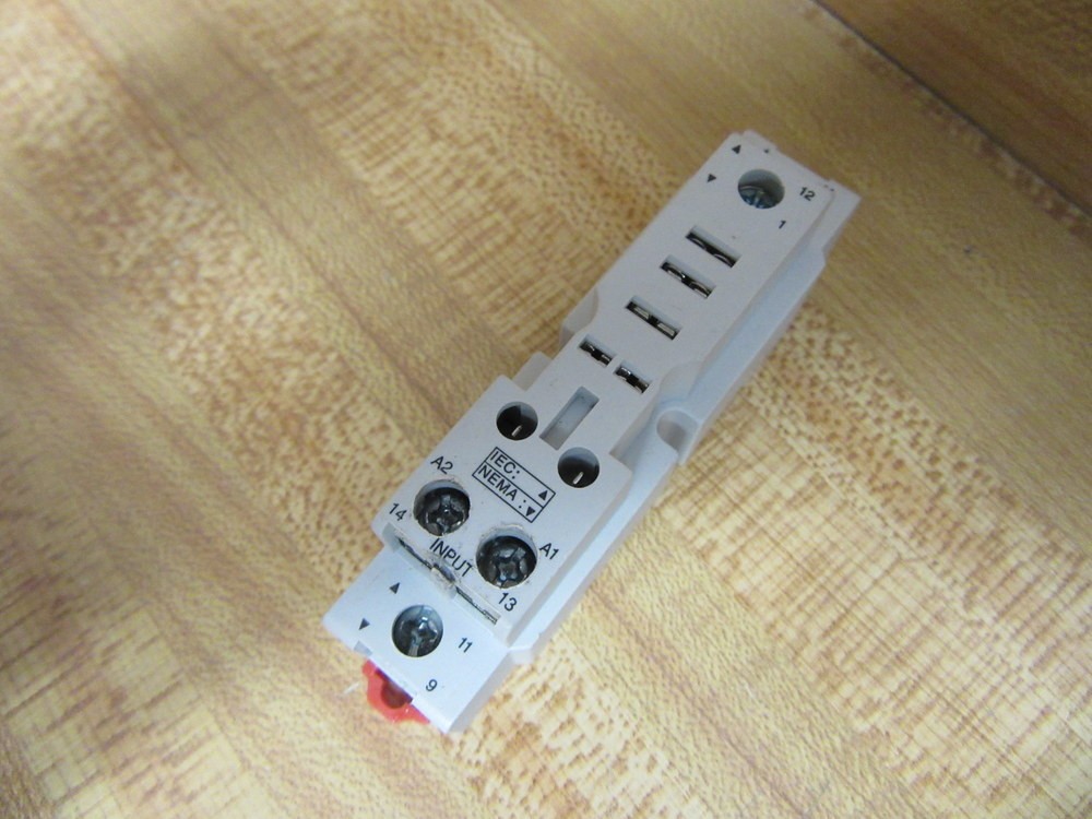 Magnecraft 70-781D5-1A Relay Socket 70-781D-1 (Pack of 3)