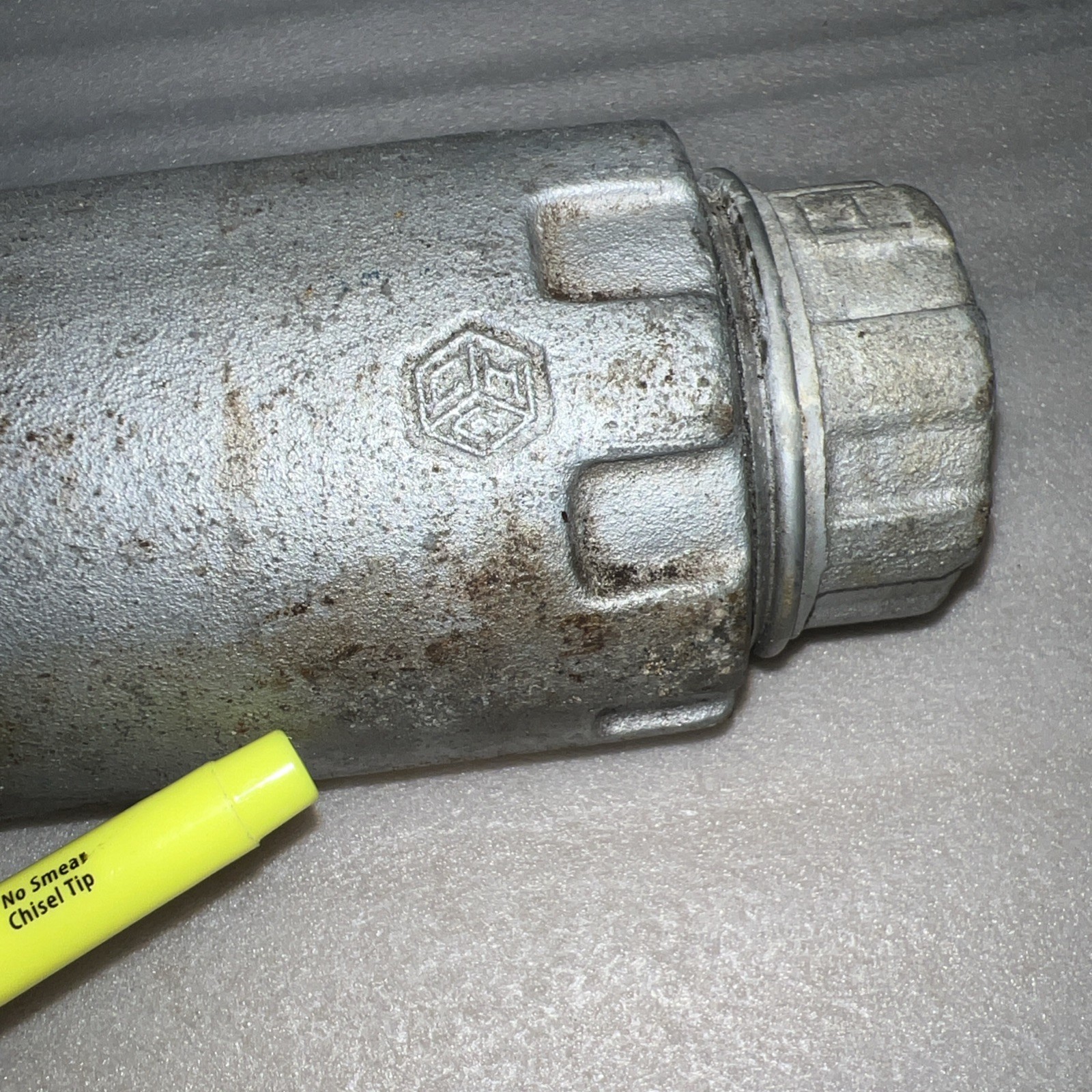 CROUSE HINDS TYPE ESC CONDULET PULL BOX CONDUIT FITTING BOX 2001-C 1″ HUB SIZE