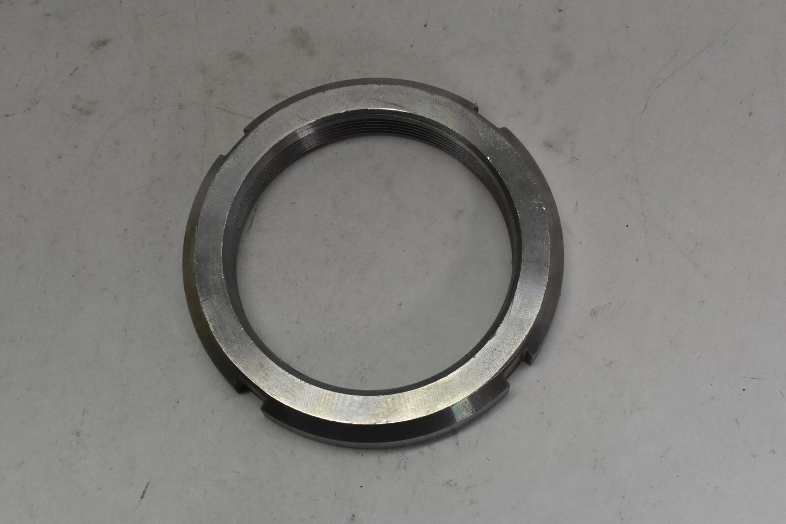 Applied AN16 Standard Locknut 102195231 RH Steel M80 12 TPI 4-5/32″ OD