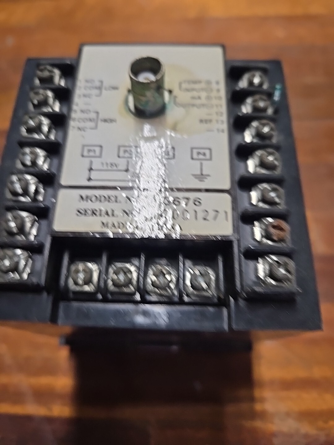 Jenco 3676 Digital pH/ORP Transmitter Controller w/ Scratches Made in China