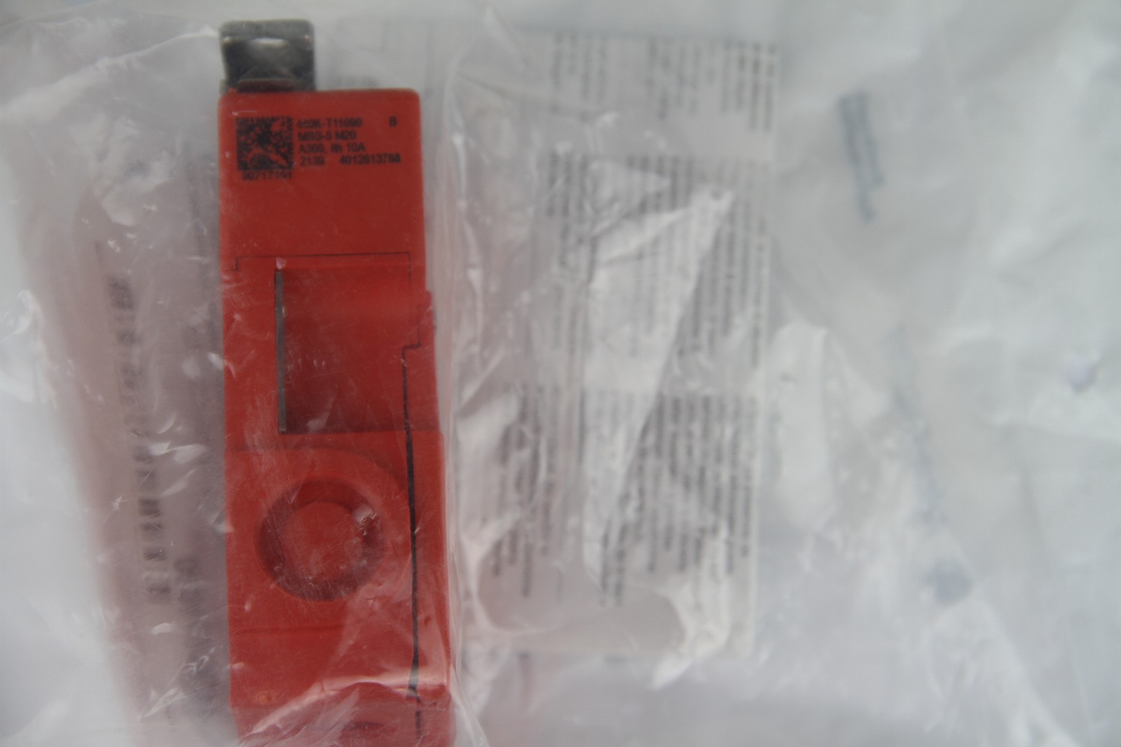 New Safety Switch for Allen-Bradley EN/IEC-60947-5-1 – US Stock