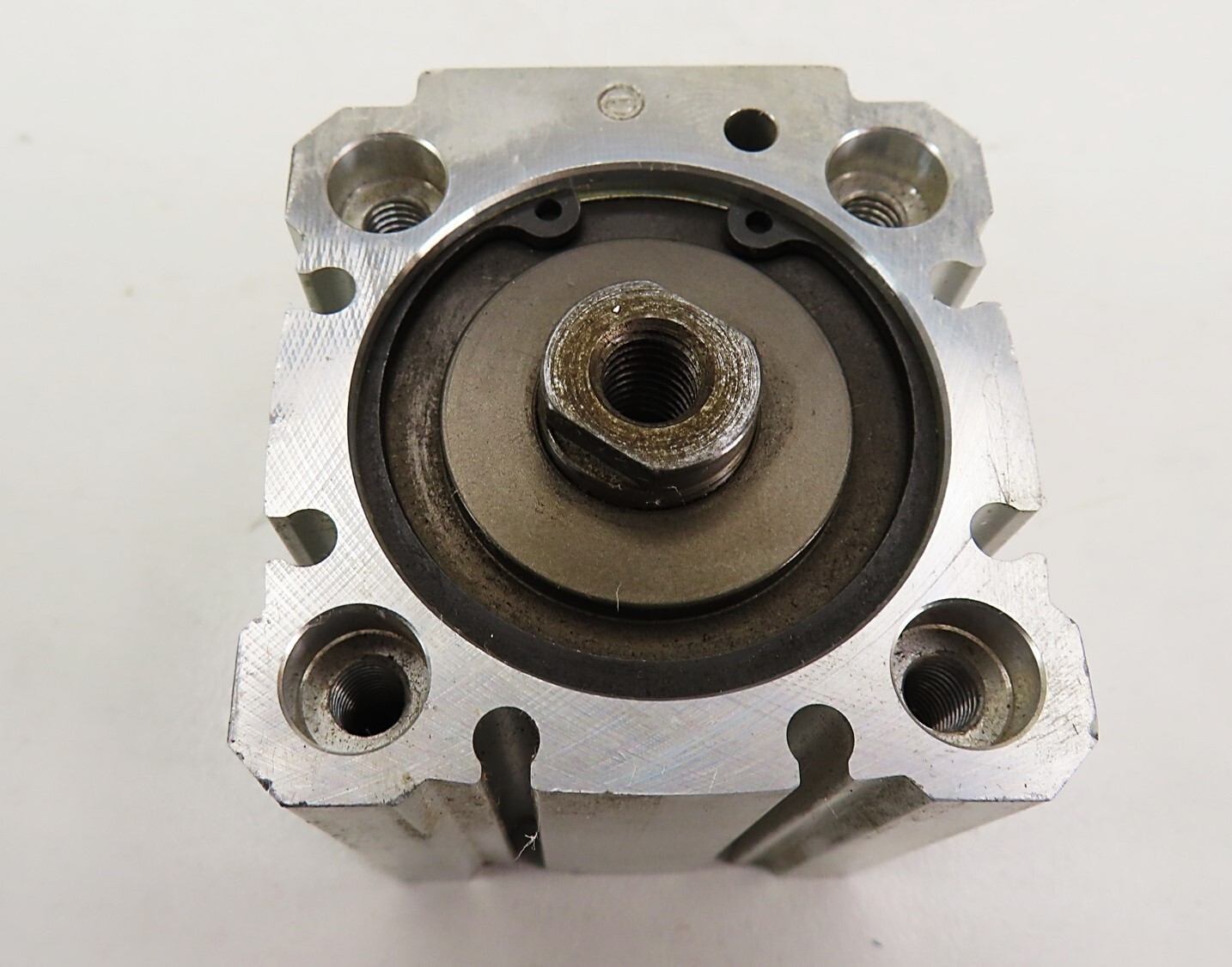 PHD CRS6U 40 X 25-BB-WP Pneumatic Cylinder 40mm Bore x 25mm Stroke NEW NO BOX