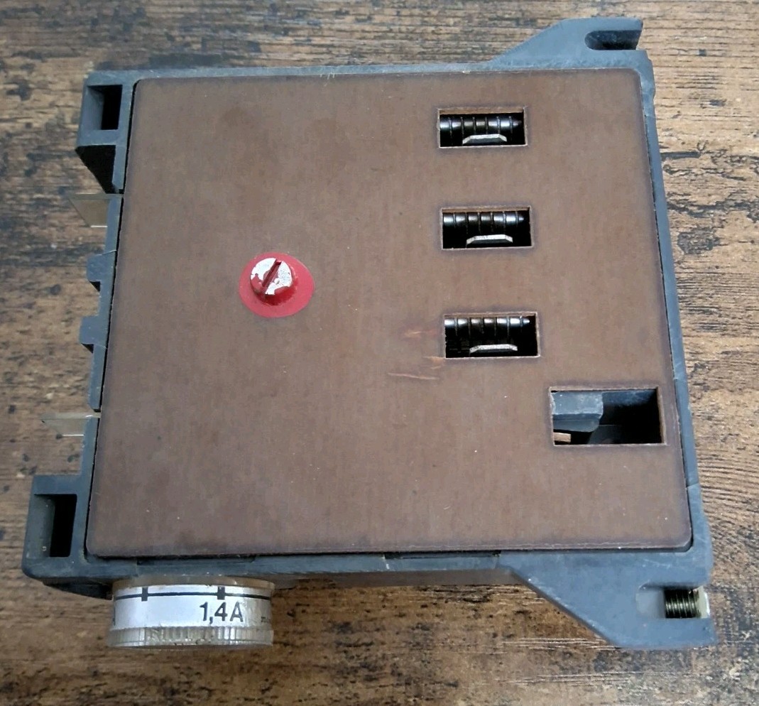 Laur Knudson 272C5030 Magnetic Contactor 1.0-1.6A max 6A