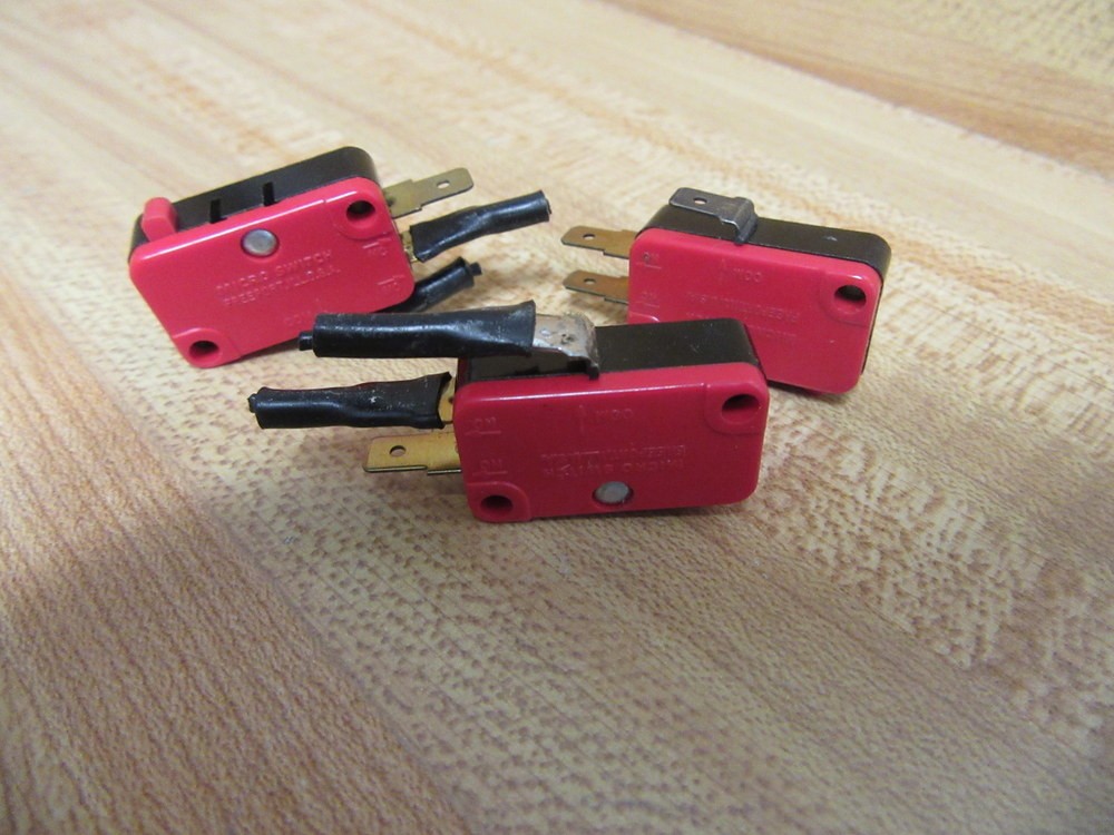 Micro Switch V3-101-D8 Limit Switch V3101D8 2-Used, 1 NNB (Pack of 3)