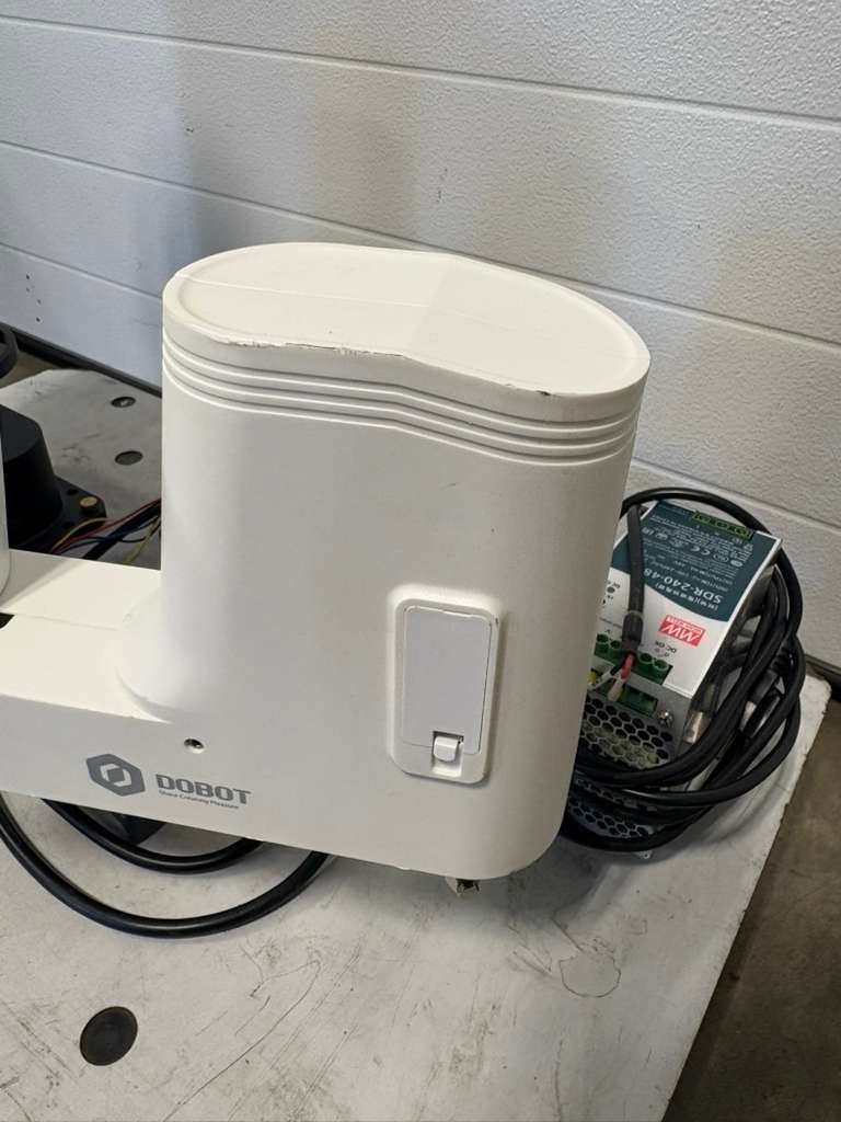 DOBOT M1 Pro Industrial Robotic Arm DT-DB-4R015-00I w/ Mean Well SDR-240-48