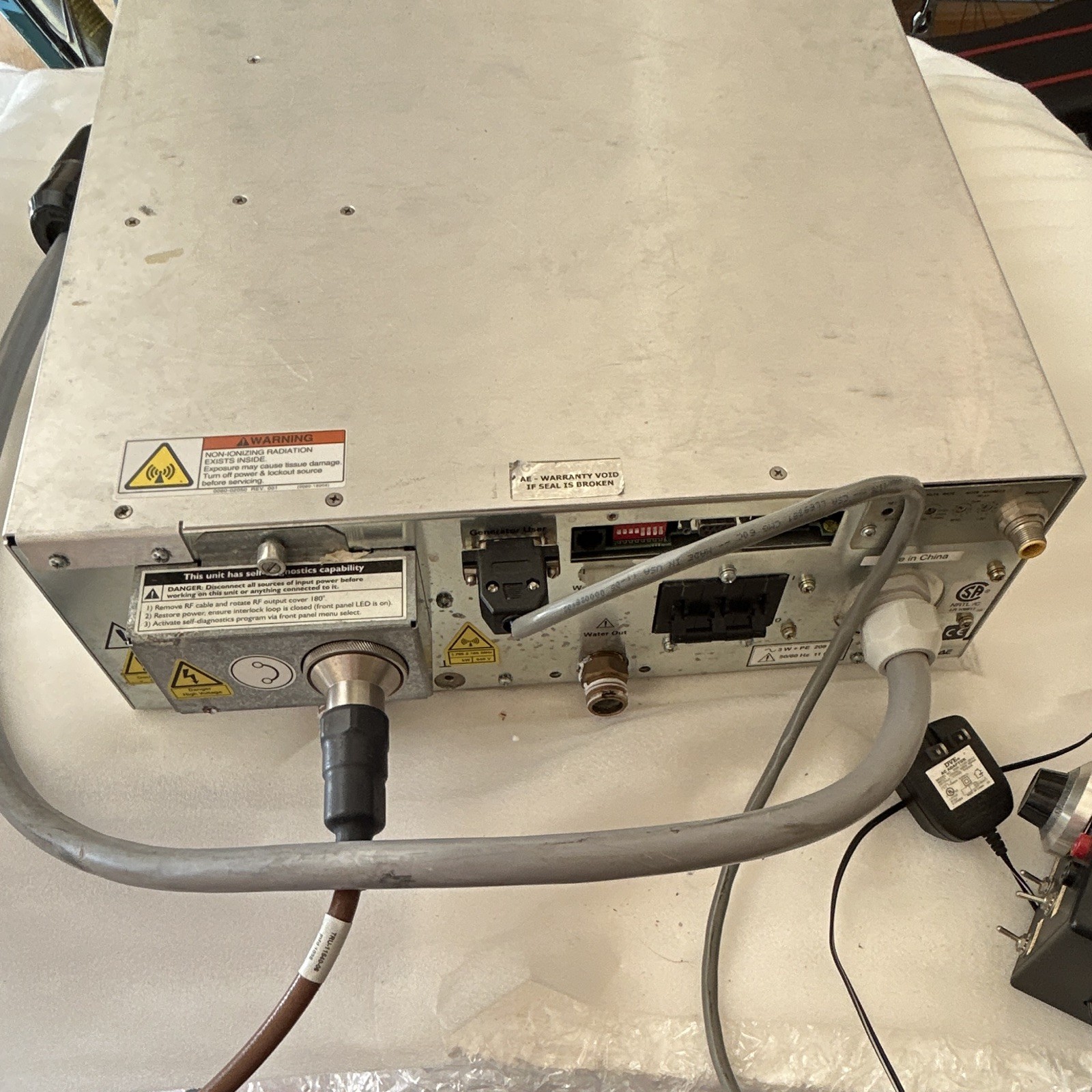 Advanced Energy HFV 8000 RF Power Supply Unit w/ Cables TRU-11540-06