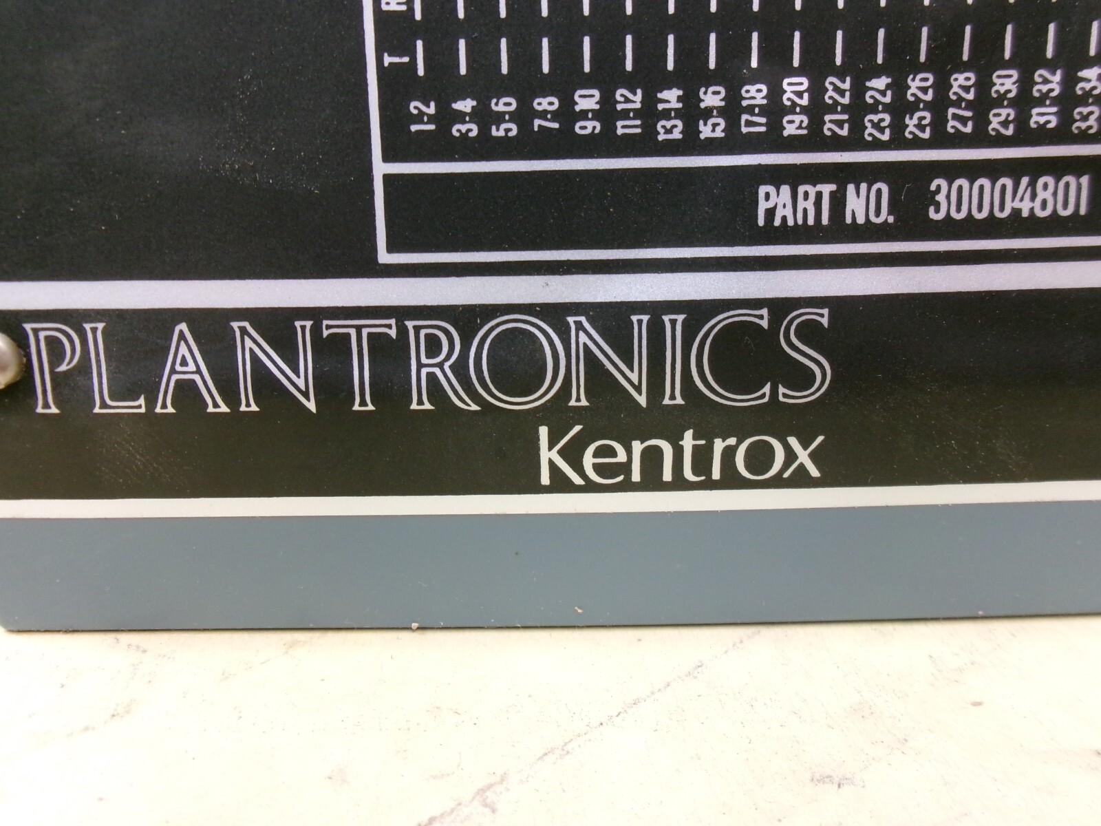 Kentrox Plantronics 30004801 K-Pad Mount 211