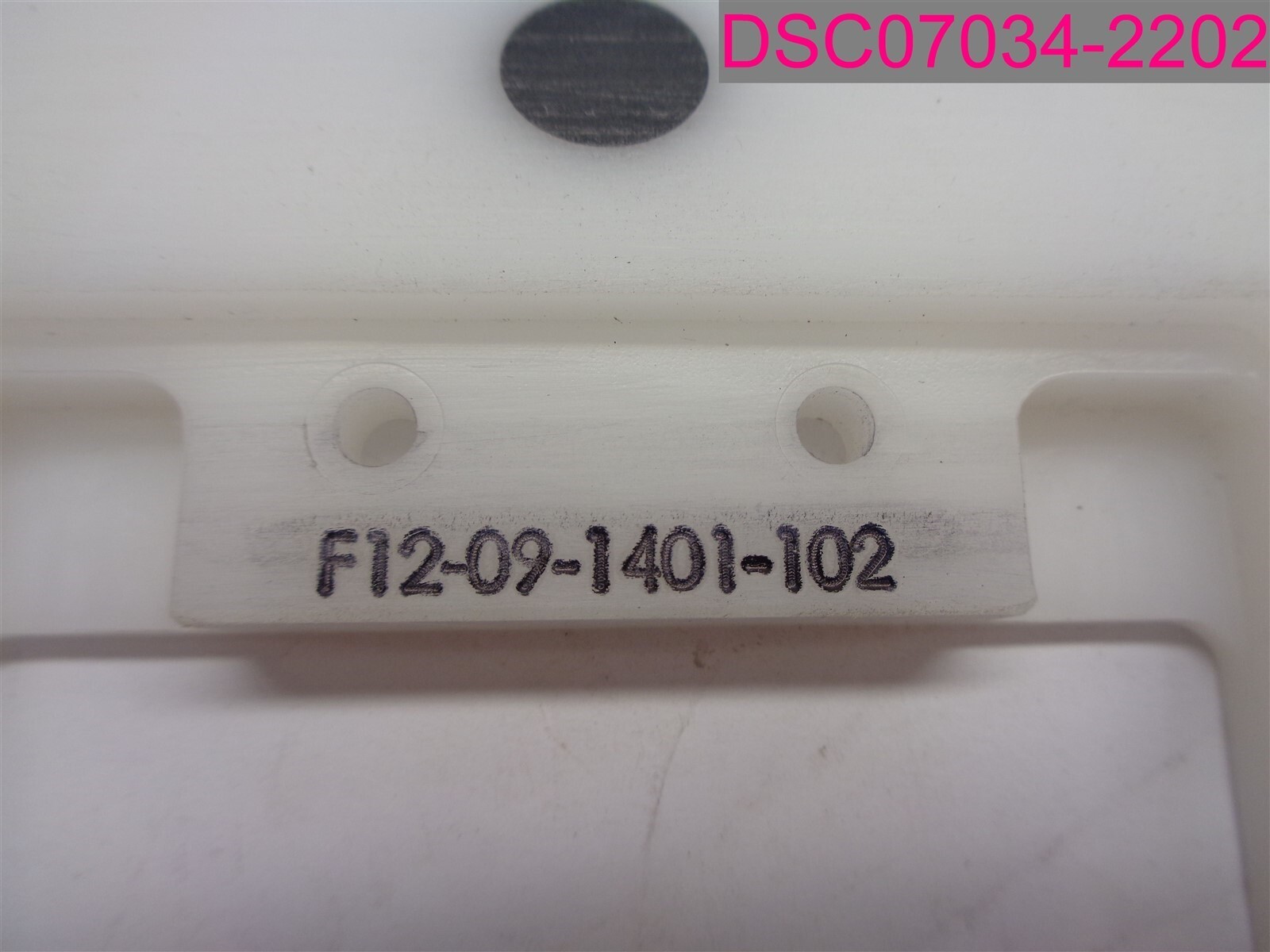 F12-09-1401-102, 4-5/8″x3-1/8″
