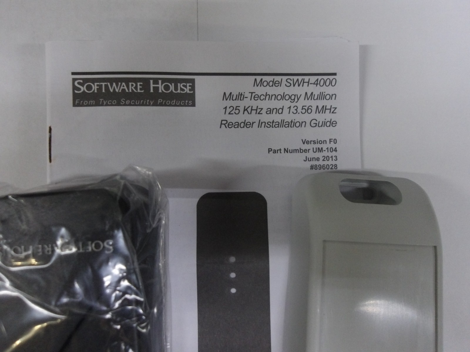 1x SWH-4000-C Multi-Technology Wiegand Output Reader 125Khz & 13.56Mhz