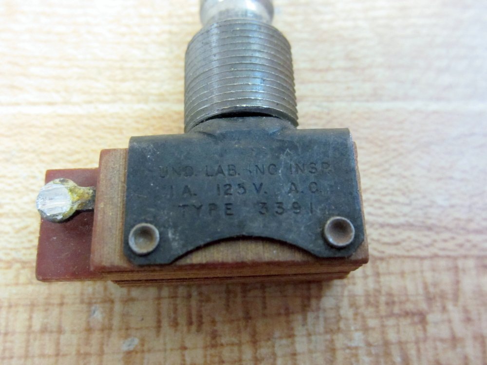 Arrow H&H 3391 Push Button Switch