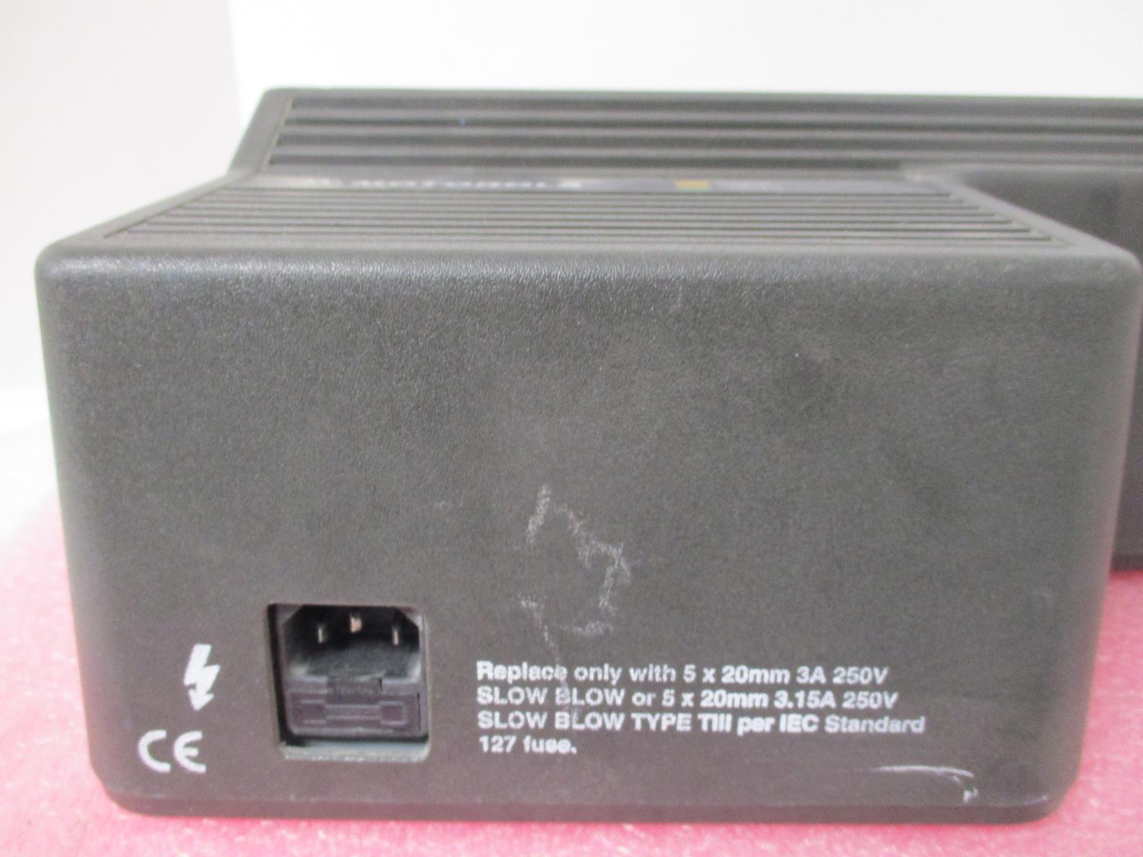 MOTOROLA NTN1177C UL BATTERY CHARGER