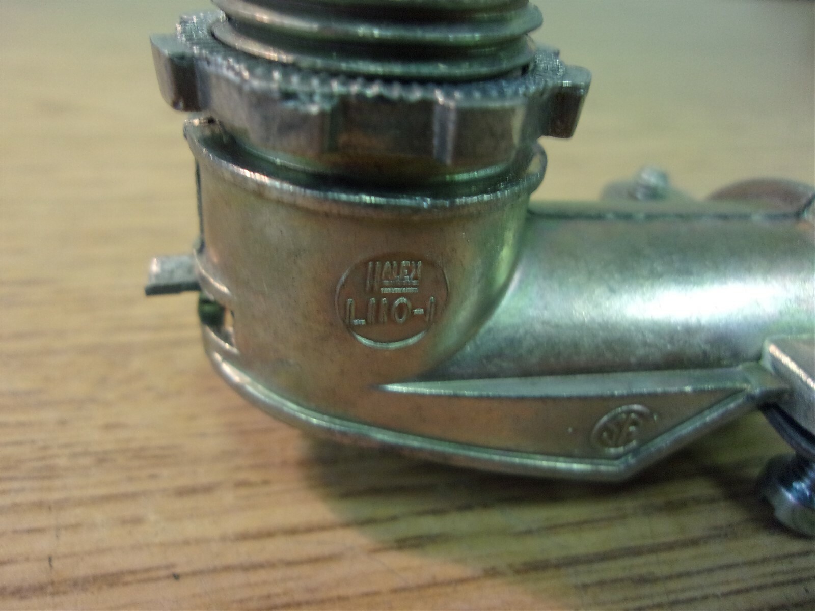 NEW Halex L110-1 Squeeze Clamp Connector *FREE SHIPPING*