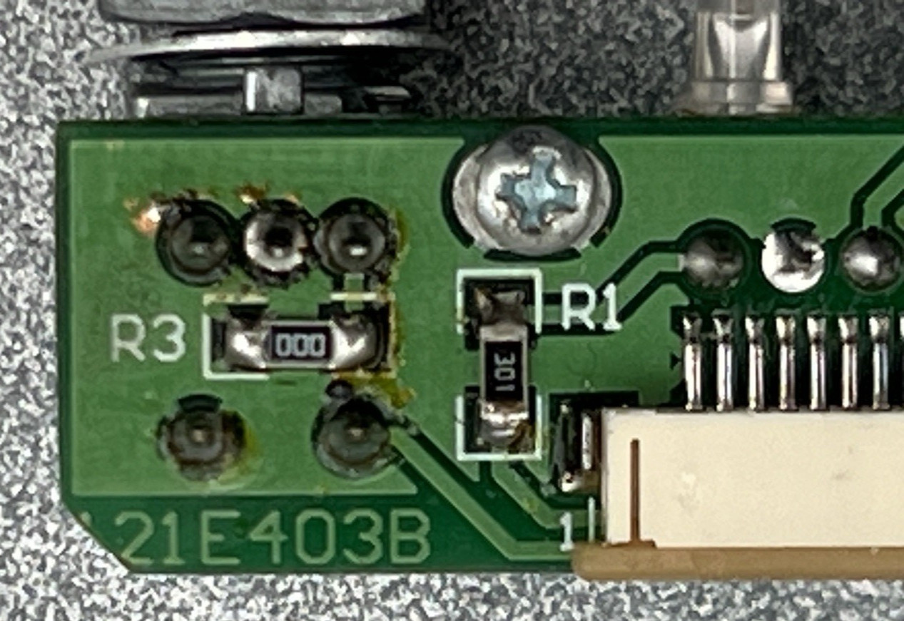 (4) PC 1-0 VOL / ON-OFF SQUELCH 121E403B CIRCUIT BOARD GREEN/RED LED 94V-0
