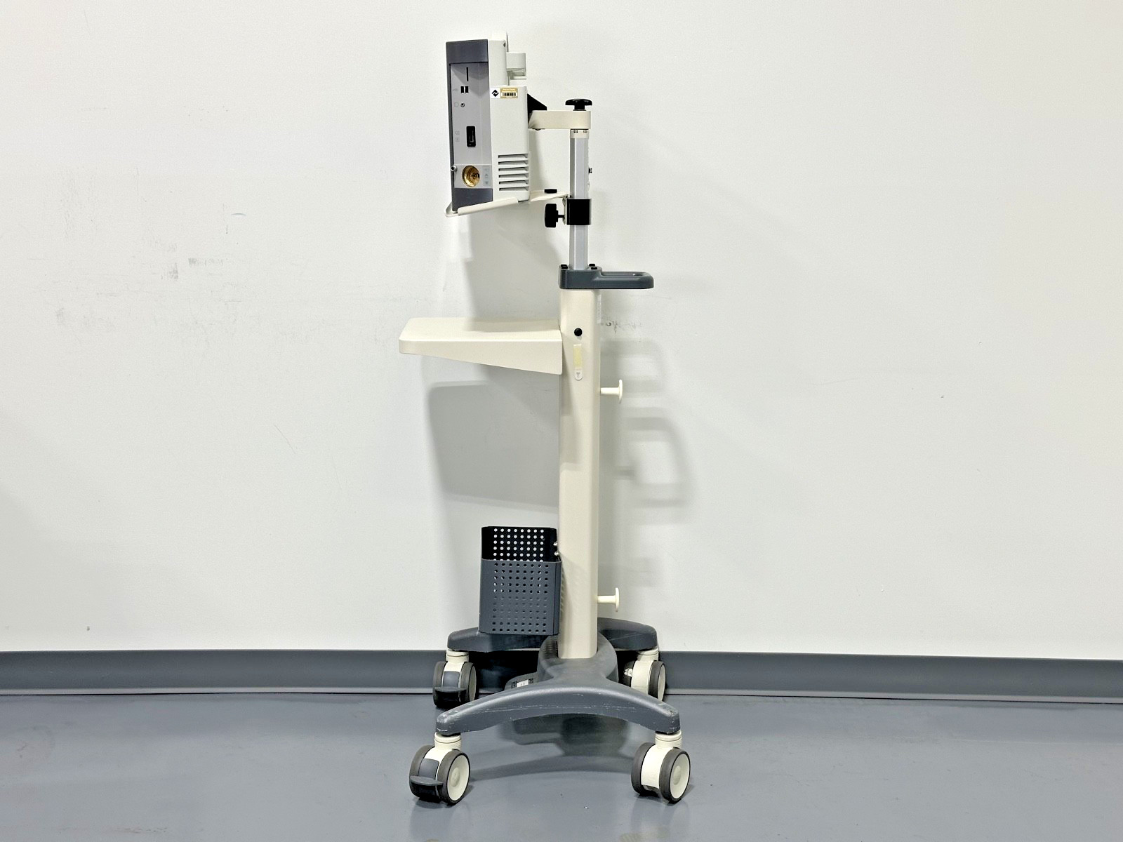 Karl Storz Tele Pack X 20045020 Endoscopy Video Monitor System Cart Stand